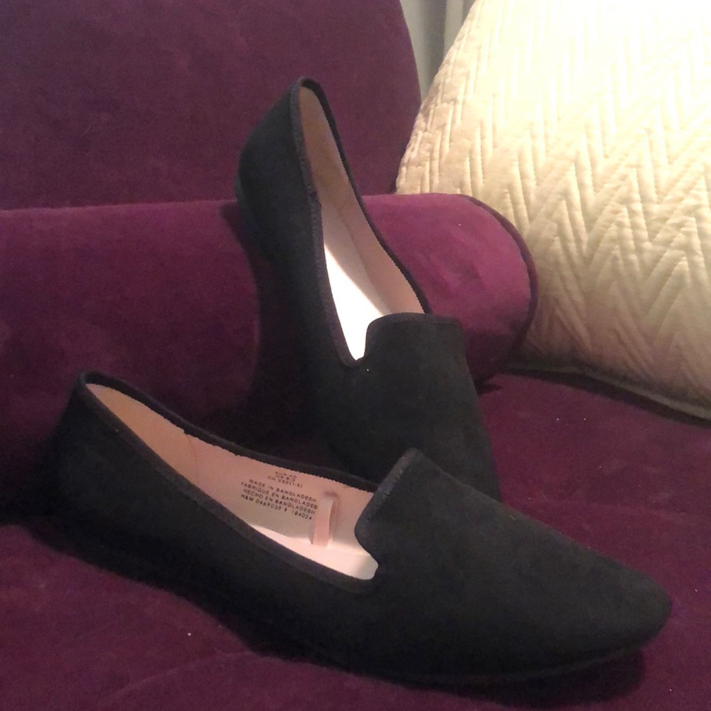 H&M black flats NWOT